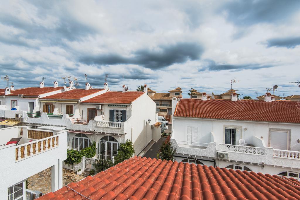 Casa En La Costa Villa Torrevieja Luaran gambar